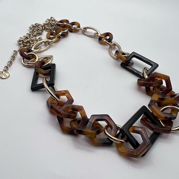 Talbot’s tortoise & gold tone chunky necklace - Picture 9 of 10